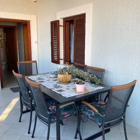 Jukica 2 - 4 Persons Apartment *
